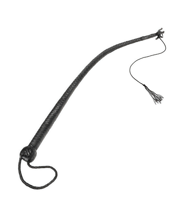 Black Whip – Sleek, Striking, and Built for Precision